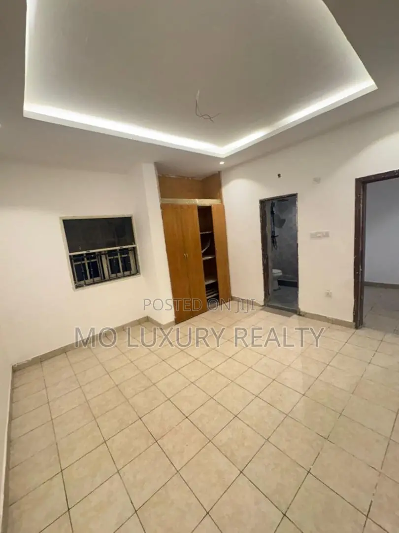 1bdrm Apartment in Ikota for rent