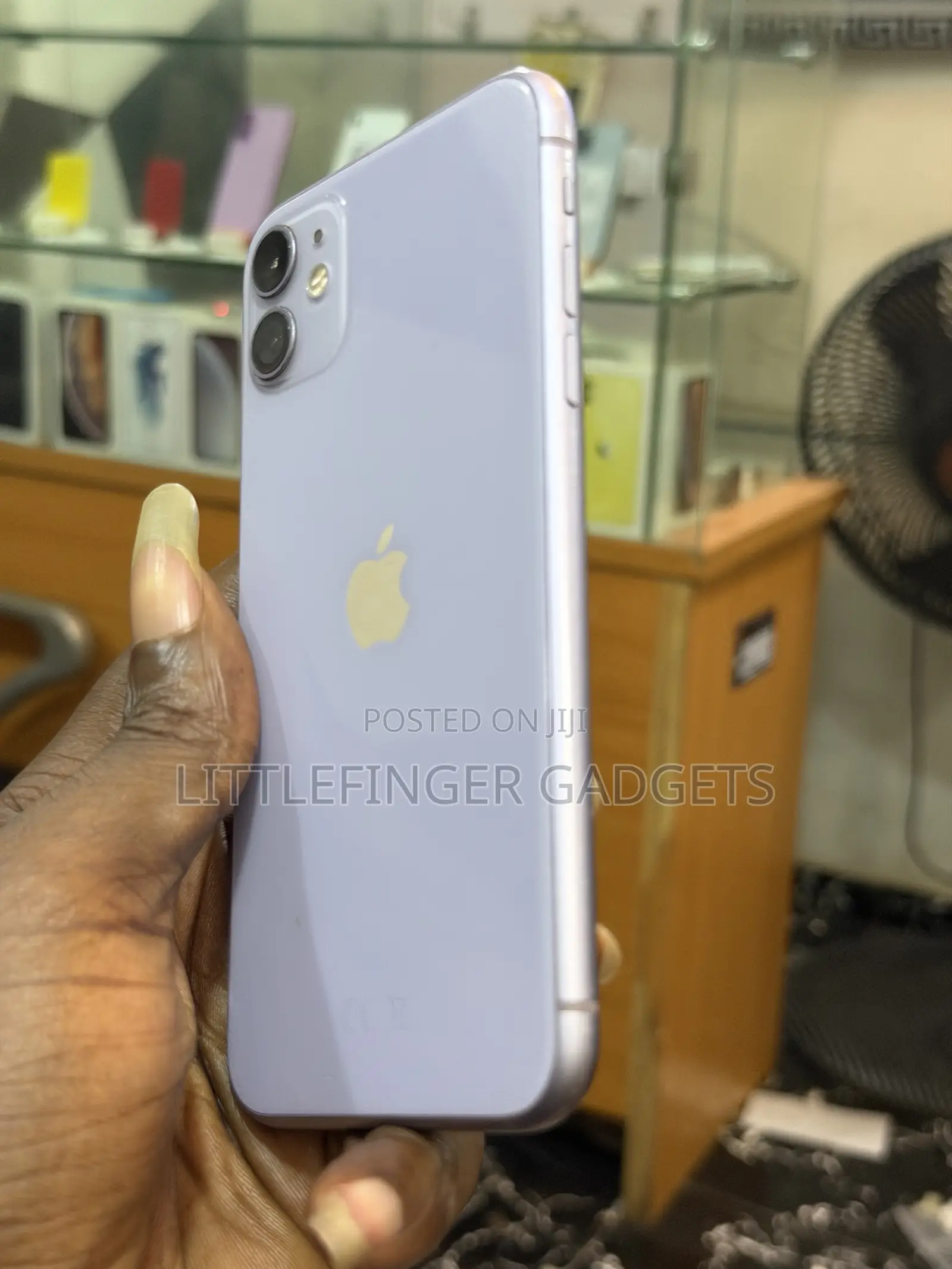Apple iPhone 11 64 GB Purple