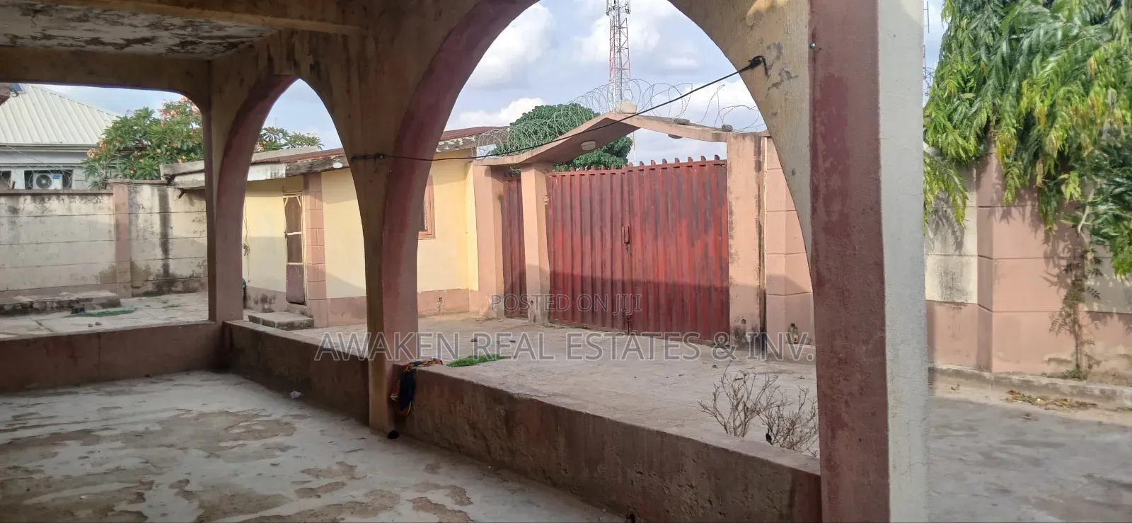 5bdrm Bungalow in Minna for sale