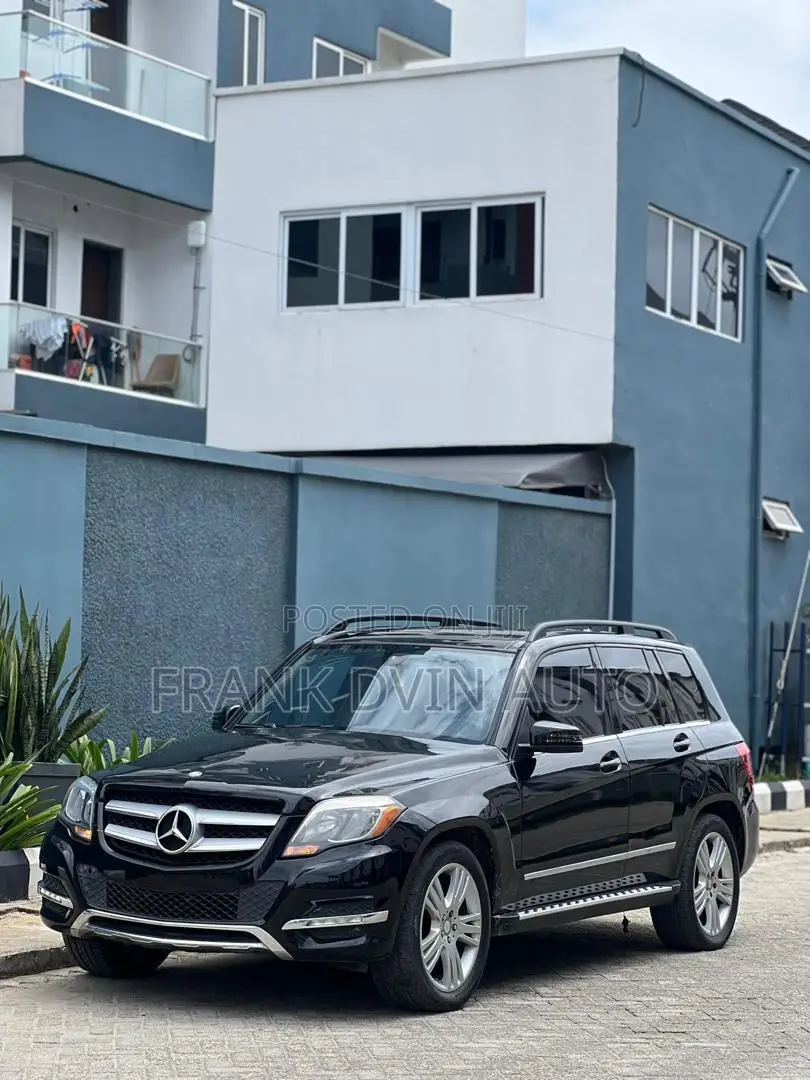 Mercedes-Benz GLK-Class Base GLK 350 4dr AWD 4MATIC (3.5L 6cyl 7A) 2015