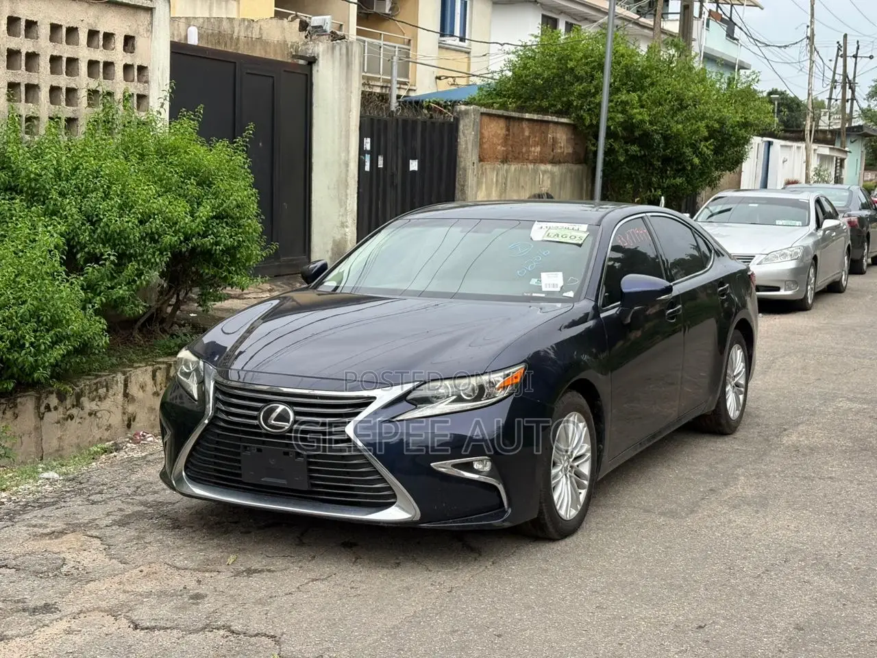 Lexus ES 350 FWD 2016 Blue
