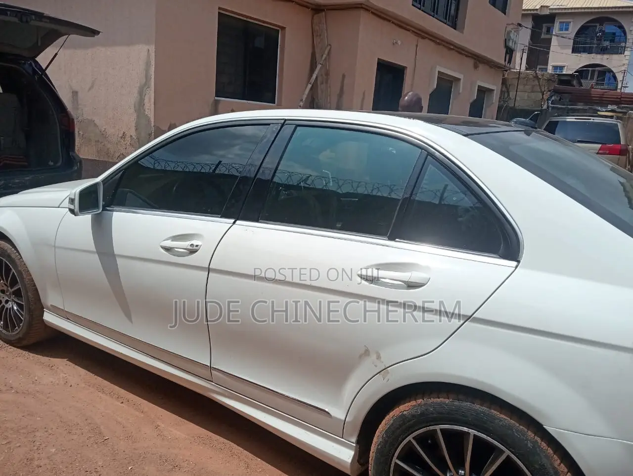 Mercedes-Benz C300 2008 White
