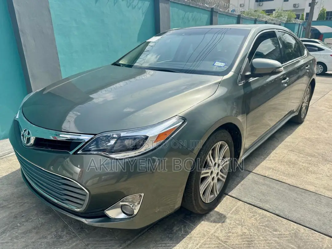 Toyota Avalon Limited Sedan FWD (3.5L 6cyl 6A) 2013 Teal