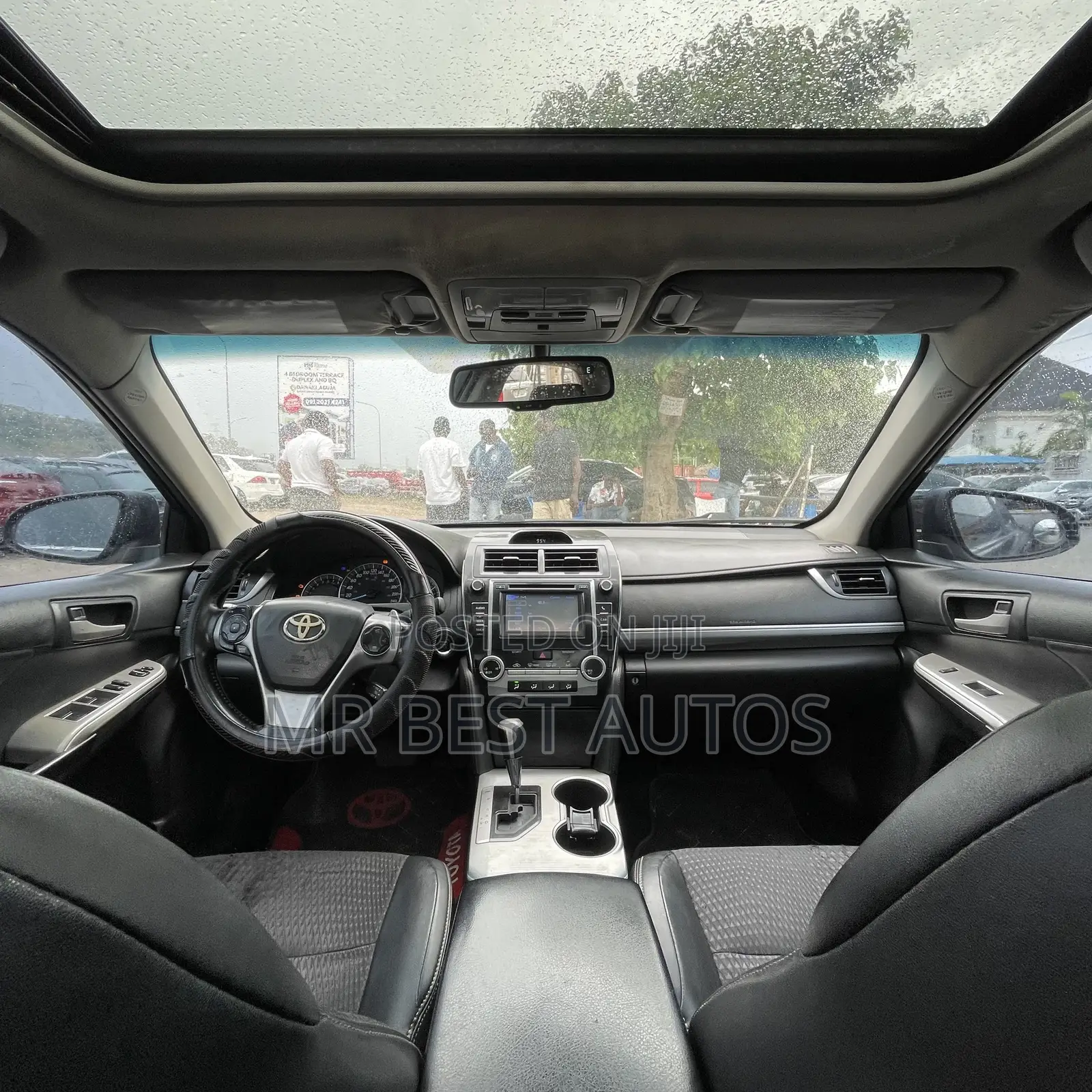 Toyota Camry SE V6 4dr Sedan (3.5L 6cyl 6A) 2013 Black