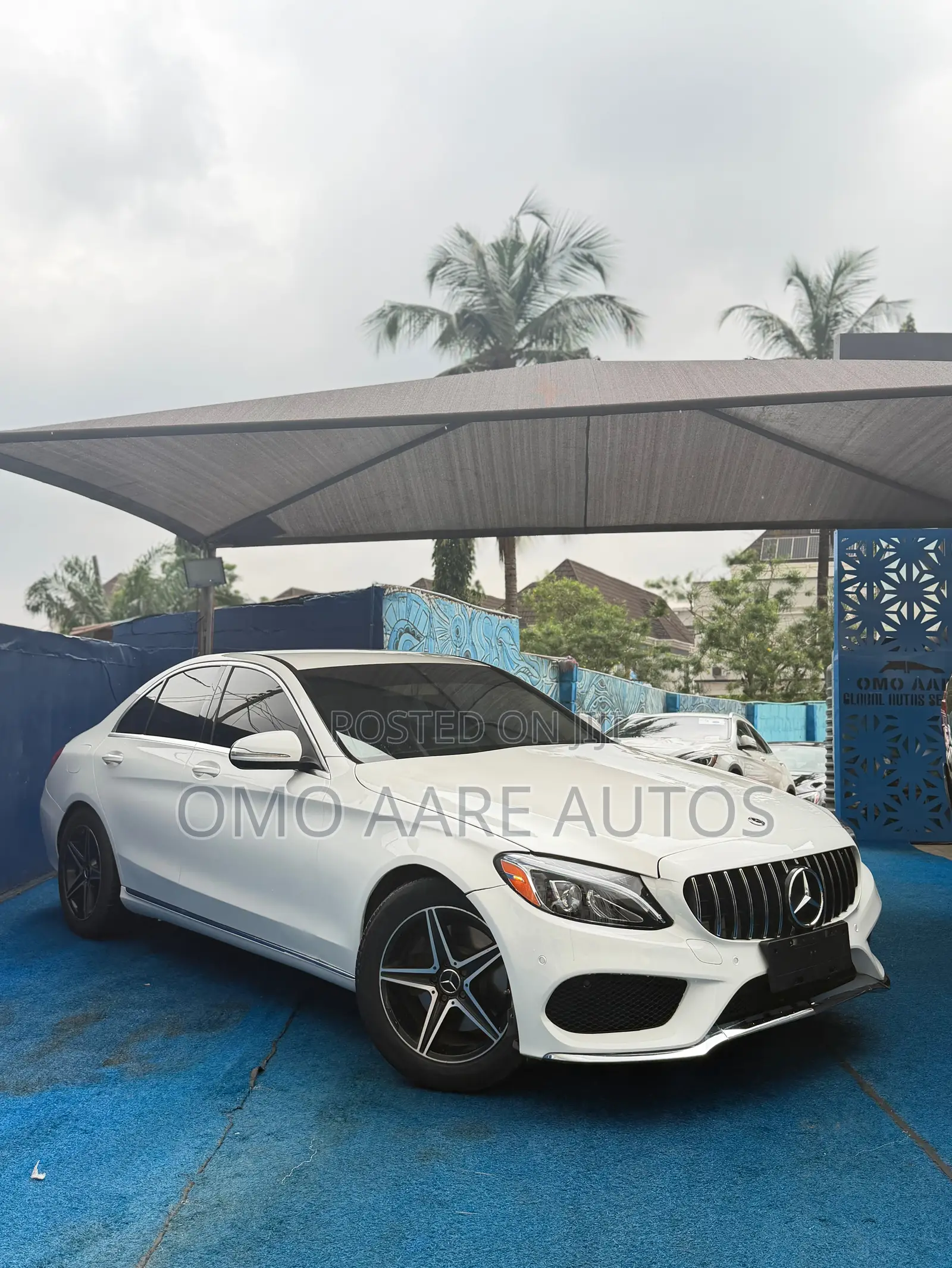 Mercedes-Benz C300 2016 White