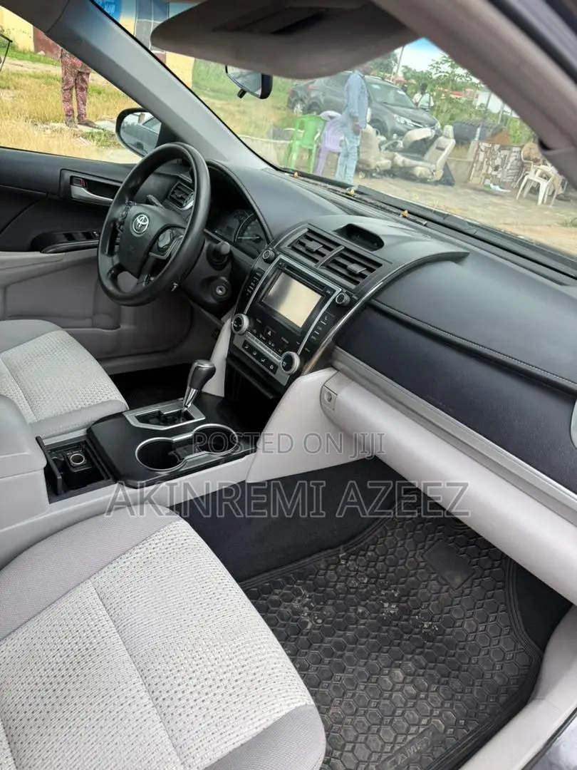 Toyota Camry 2014 Gray
