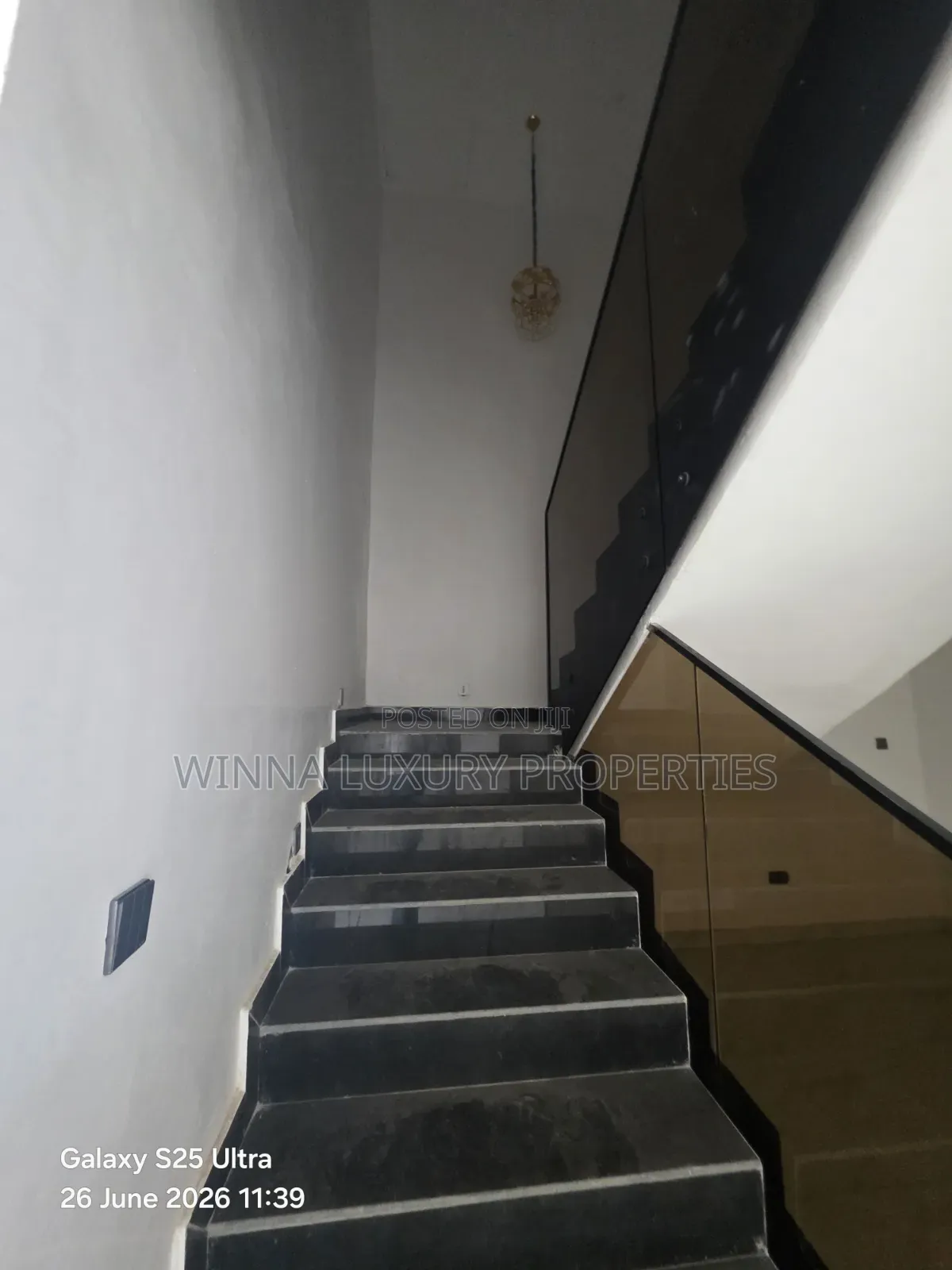 3bdrm Townhouse/Terrace in Kabusa Gardens, Dakwo District for sale