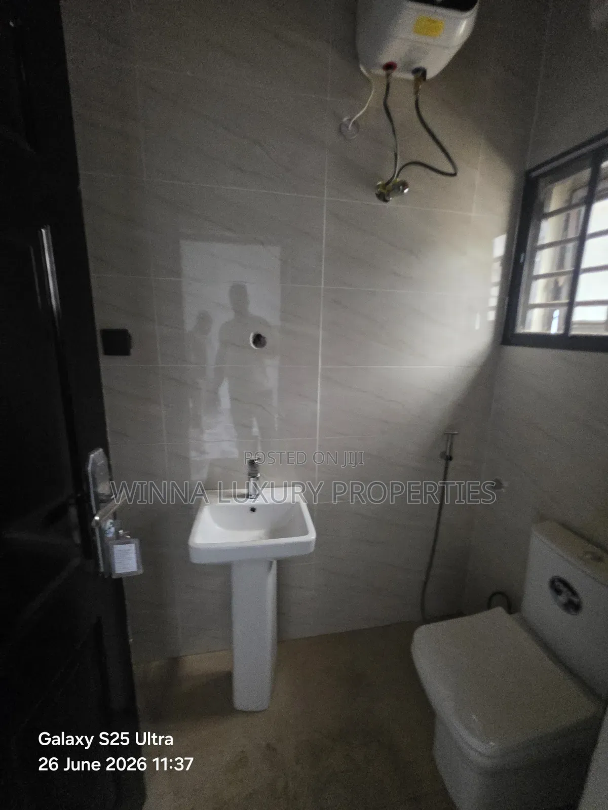 3bdrm Townhouse/Terrace in Kabusa Gardens, Dakwo District for sale