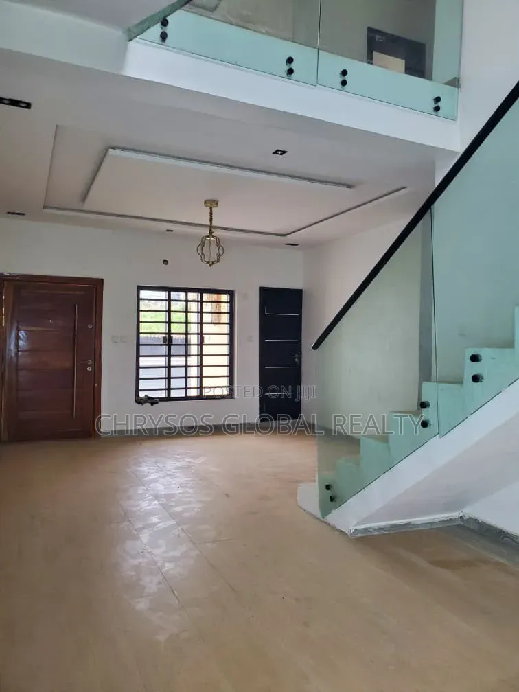 4bdrm Duplex in Carlton Gate Estate for rent