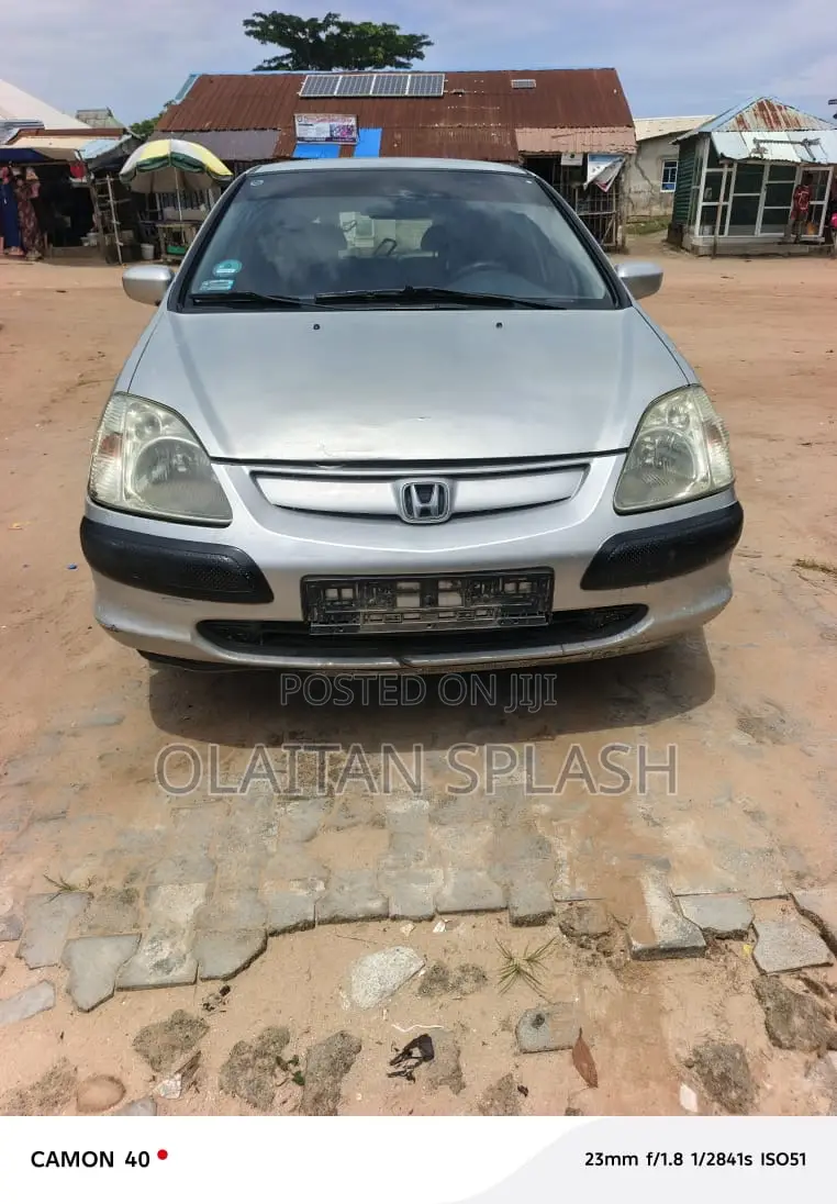 Honda Civic 2005 Silver