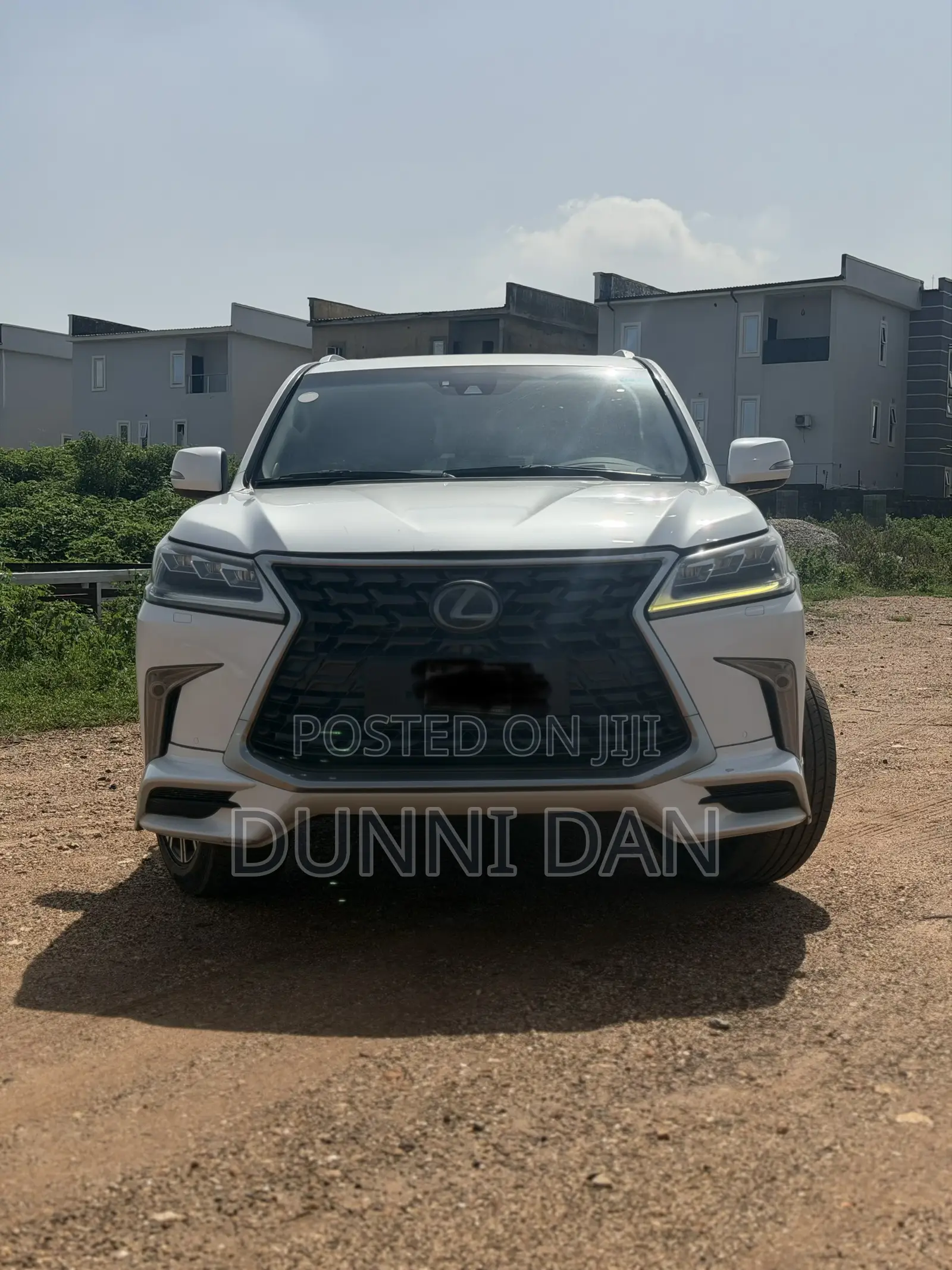 Lexus LX 570 (5 seats) AWD 2018 White
