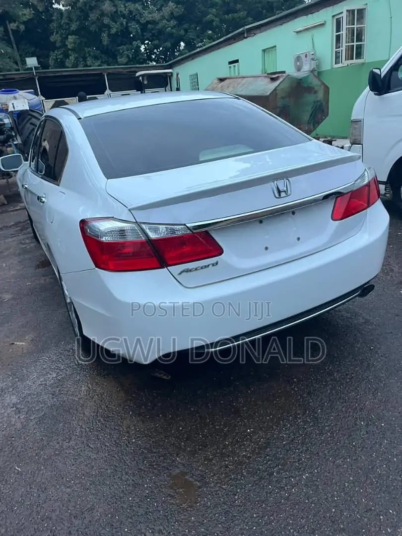Honda Accord 2013 White