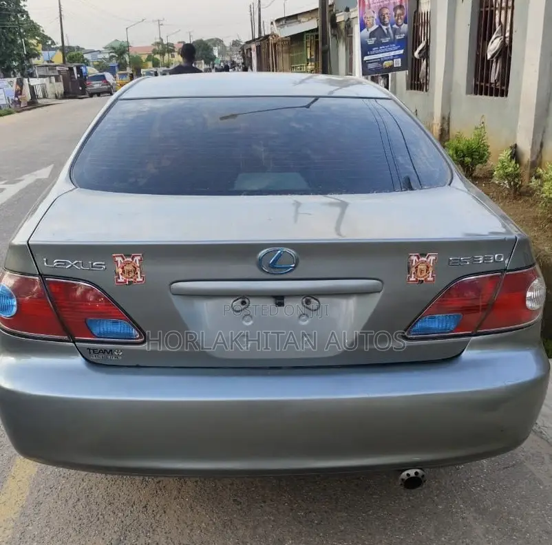 Lexus ES 300 2004 Green