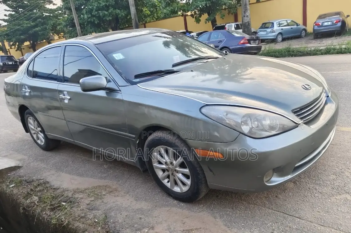 Lexus ES 300 2004 Green