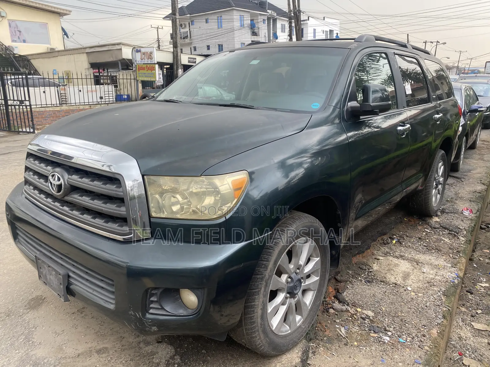 Toyota Sequoia Platinum 4dr SUV (5.7L 8cyl 6A) 2009 Black