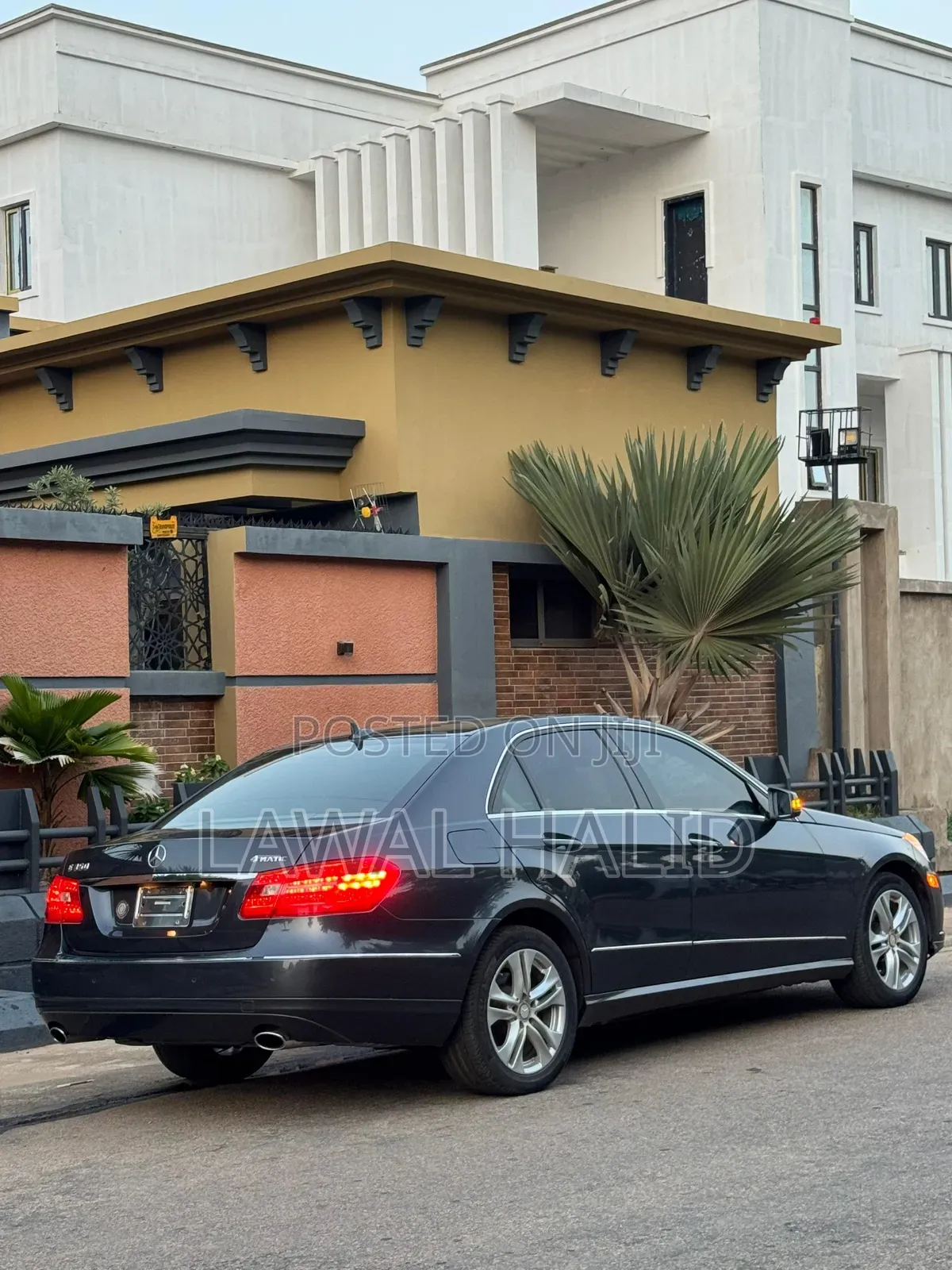Mercedes-Benz E350 2011 Gray