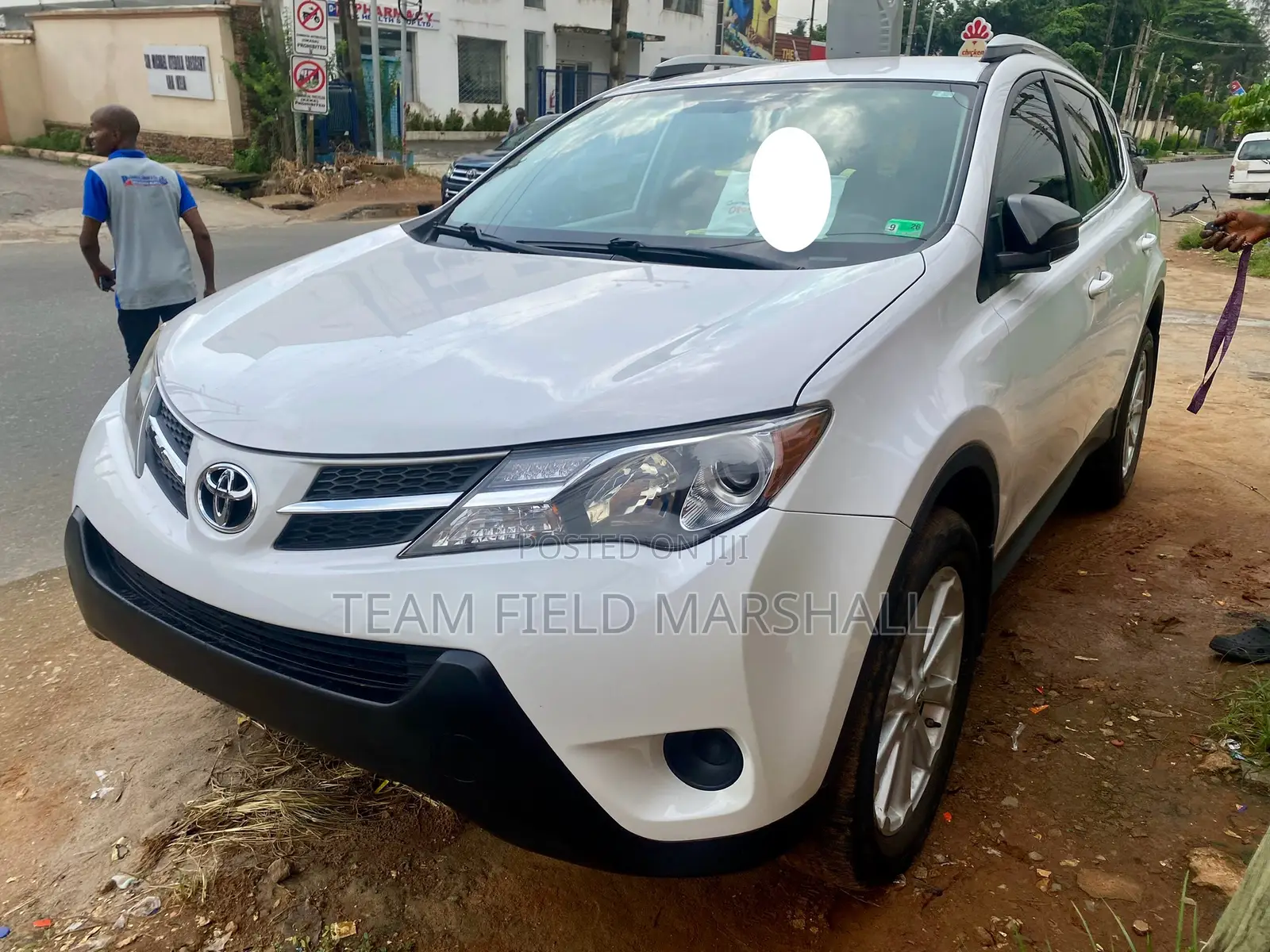 Toyota RAV4 LE 4dr SUV (2.5L 4cyl 6A) 2015 White