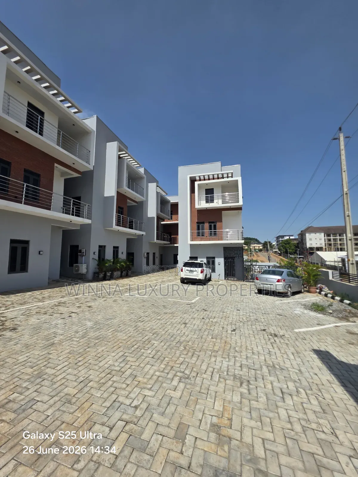 5bdrm Townhouse/Terrace in Mabushi for sale