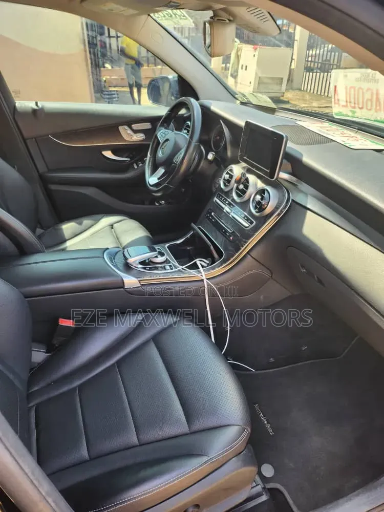 Mercedes-Benz GLC-Class 2020 Black