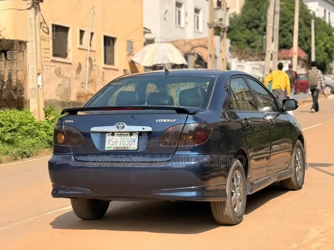 Toyota Corolla 2005 Blue
