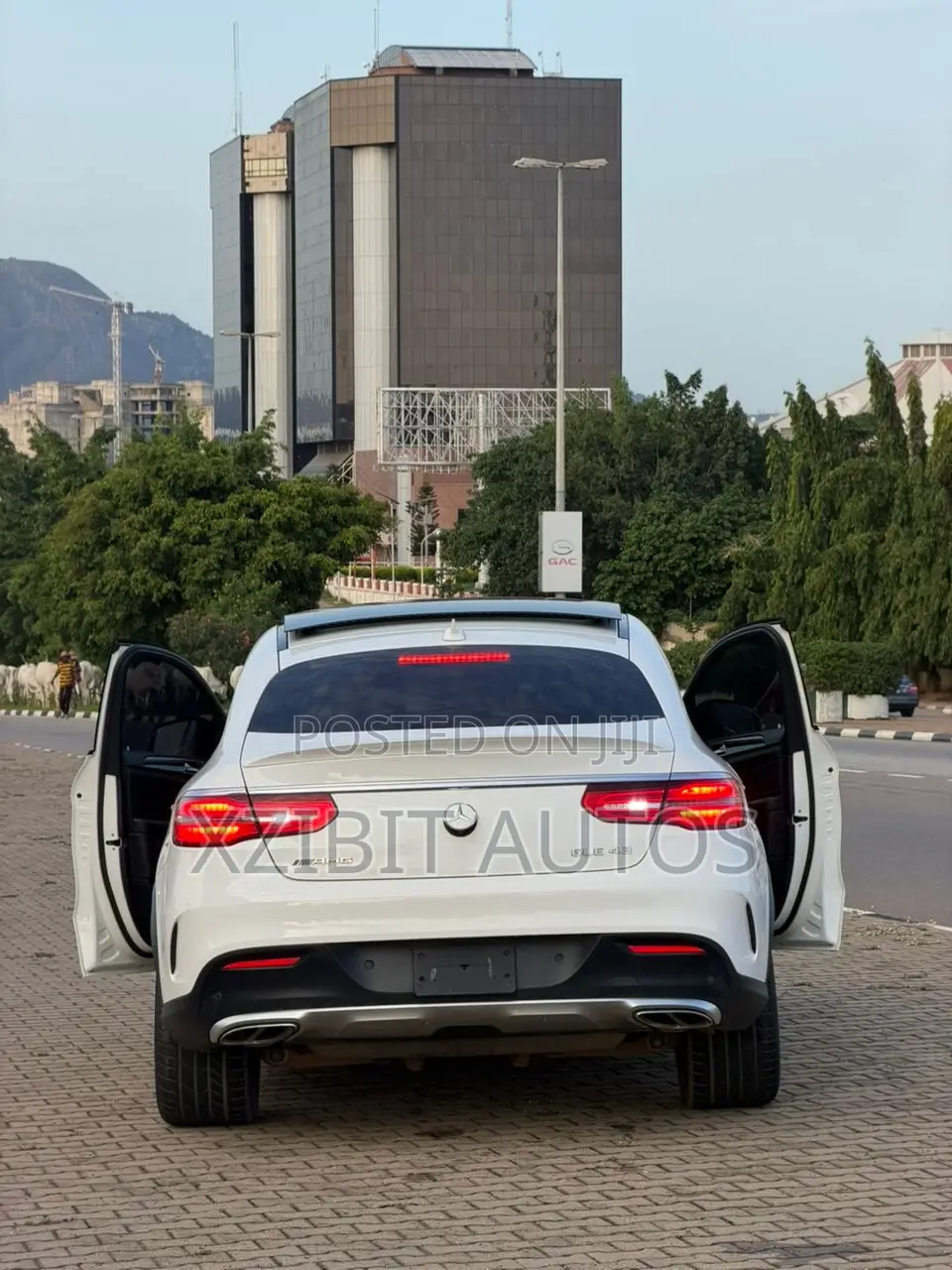 Mercedes-Benz GLE-Class AMG GLE 43 4MATIC 2017 White