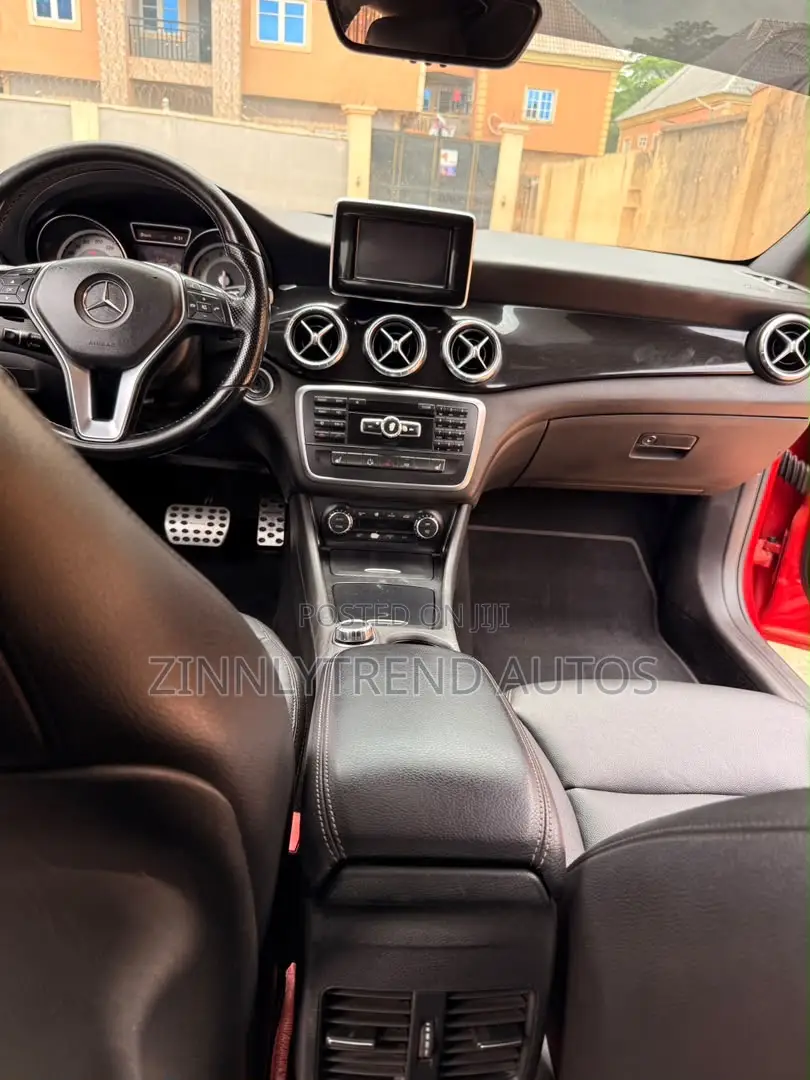 Mercedes-Benz CLA-Class 2015 Red