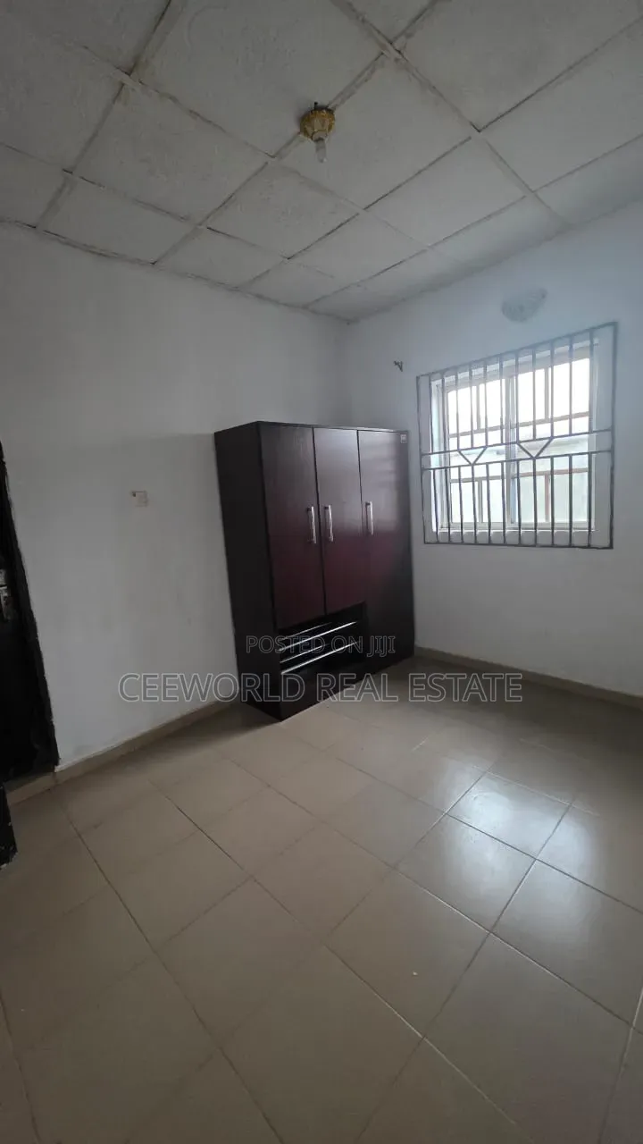3bdrm Bungalow in Isokan Estate, Akobo for rent