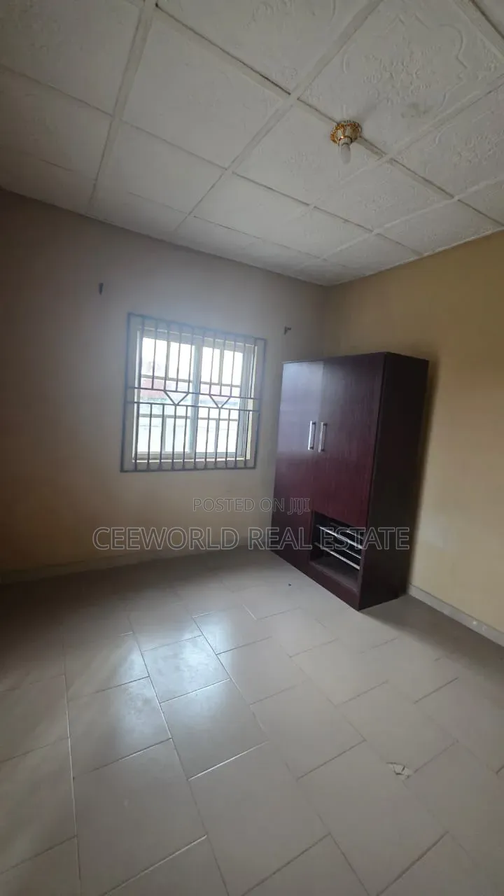 3bdrm Bungalow in Isokan Estate, Akobo for rent