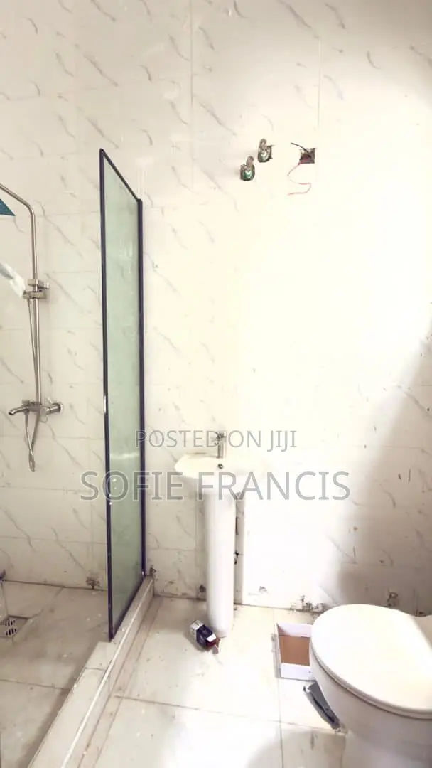5bdrm Duplex in Ajah for sale