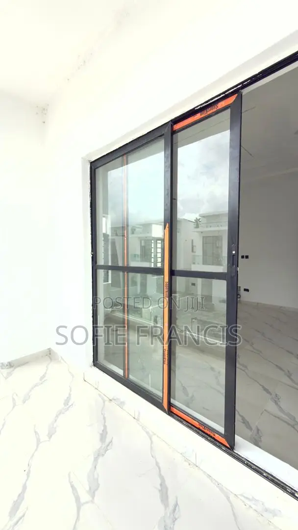 5bdrm Duplex in Ajah for sale