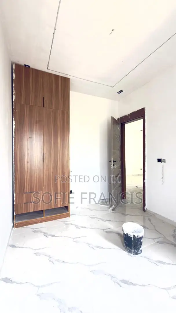 5bdrm Duplex in Ajah for sale
