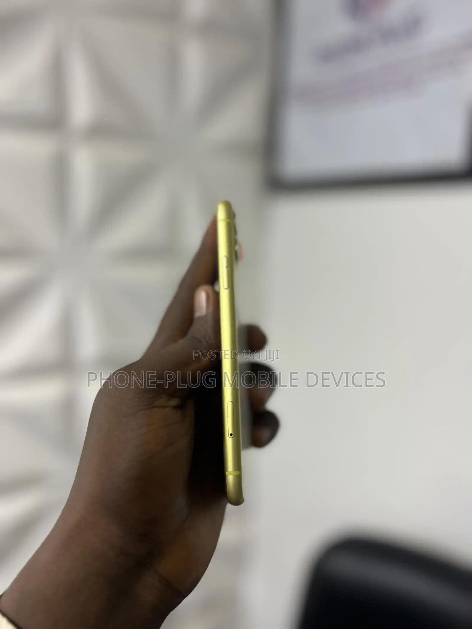 Apple iPhone 11 64 GB Yellow