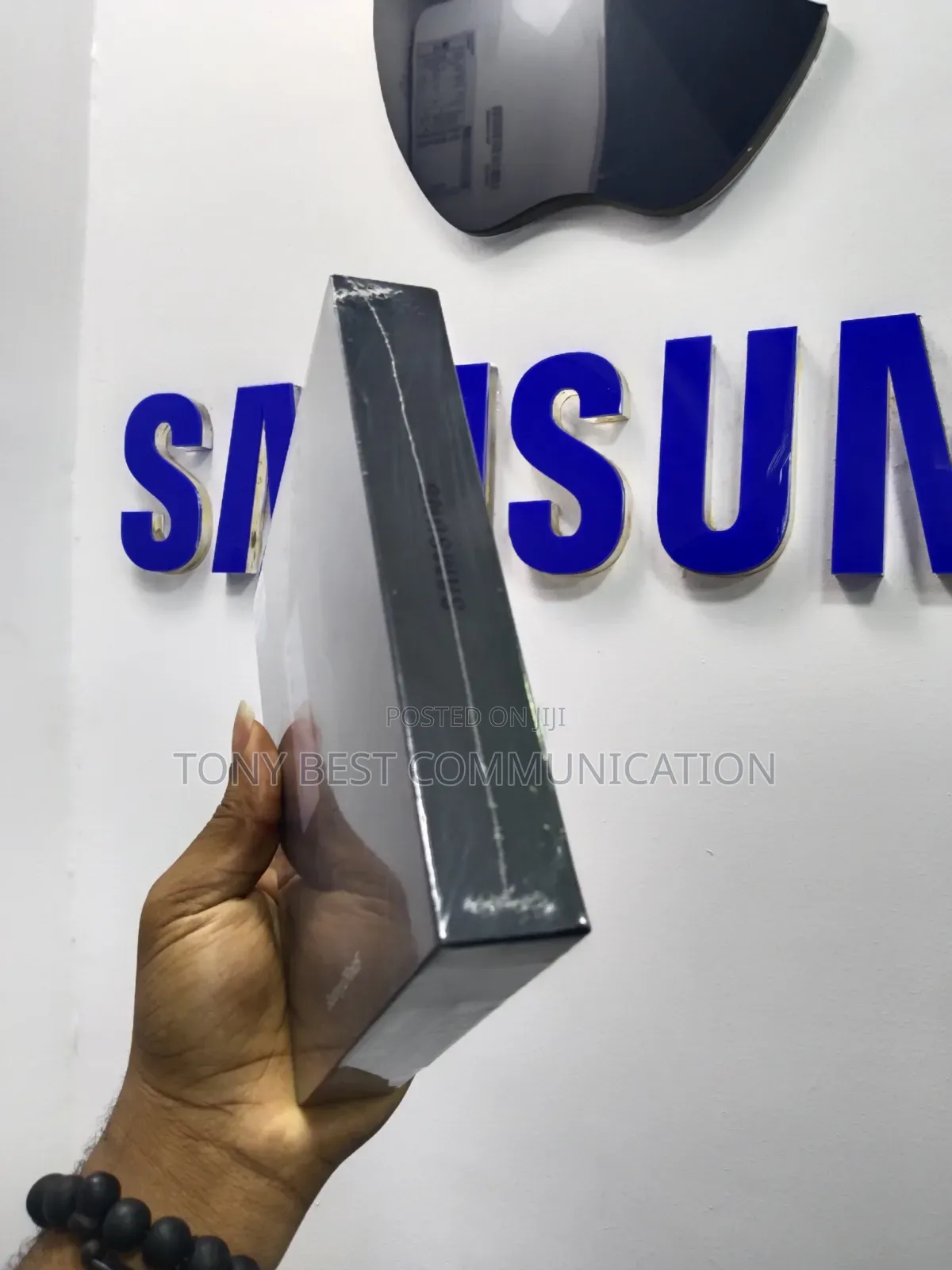New Samsung Galaxy Fold 5G 512 GB Purple