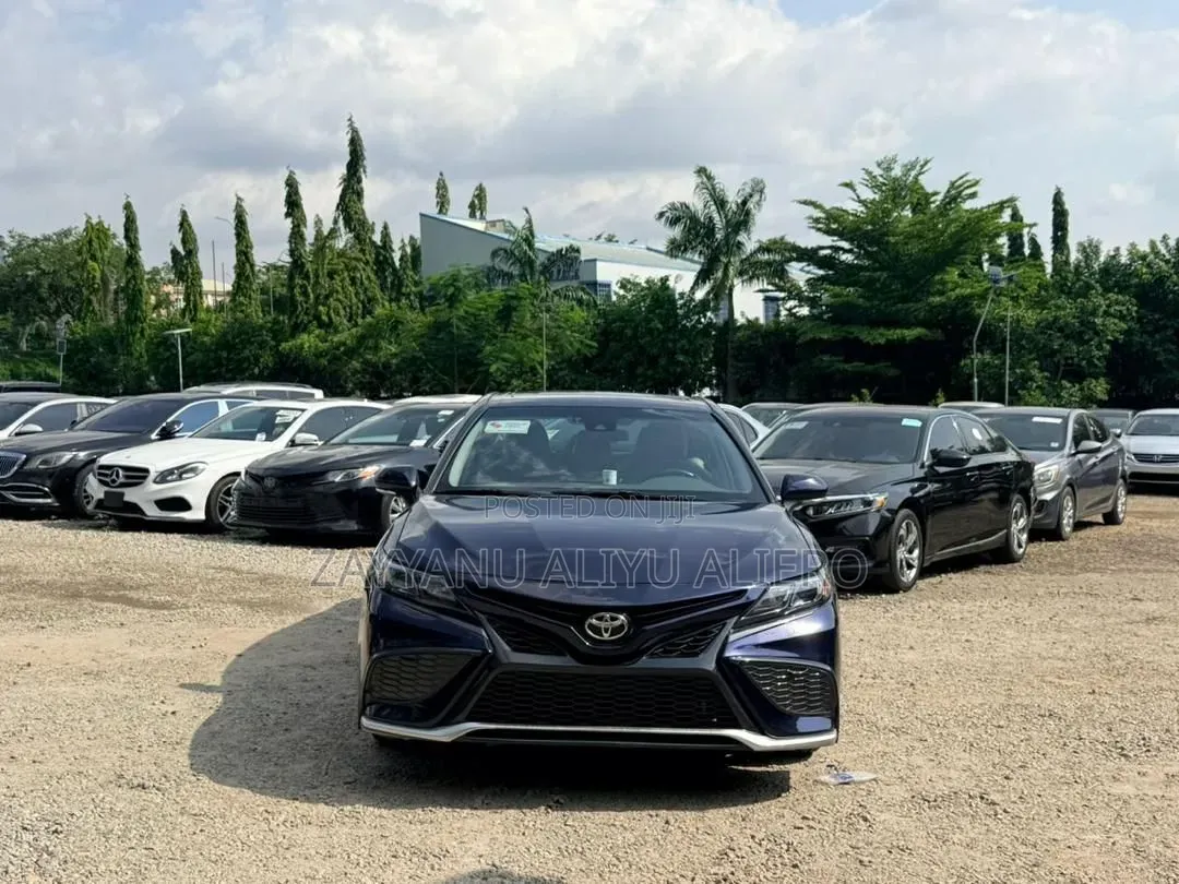 Toyota Camry 2022 Blue