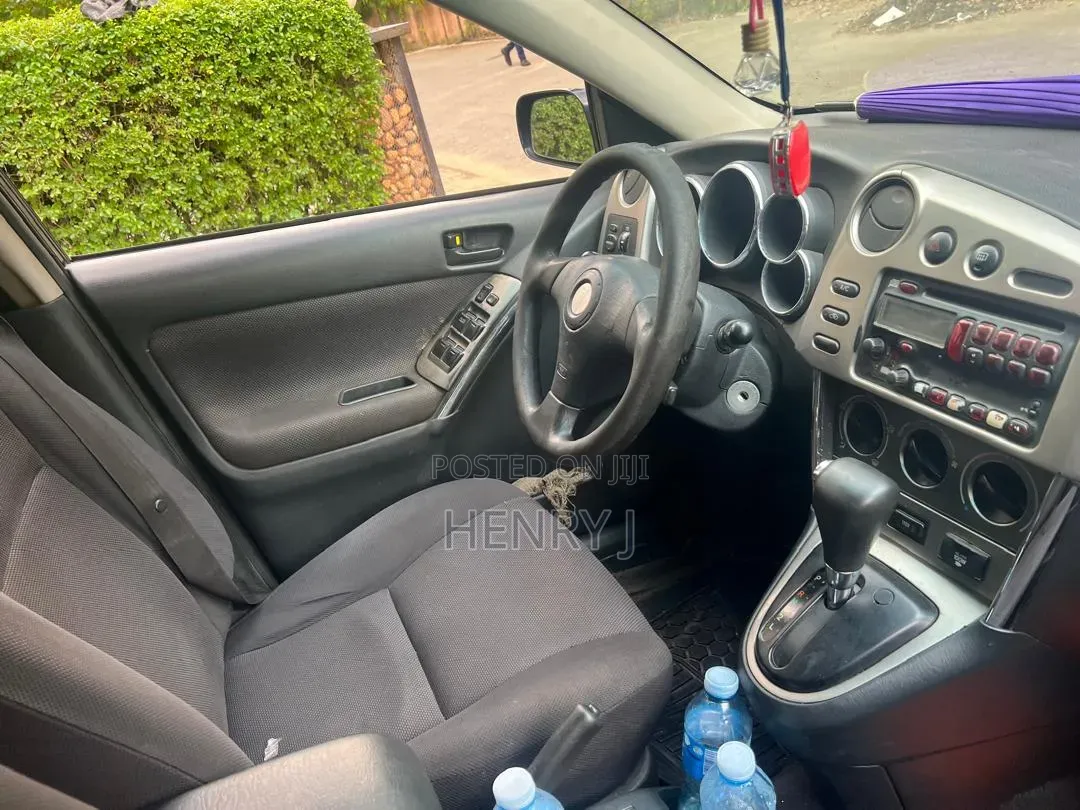 Pontiac Vibe Automatic 2004 Black