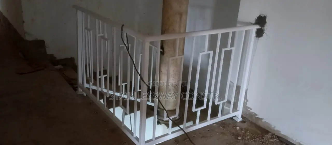 Wrought Iron Full Railing