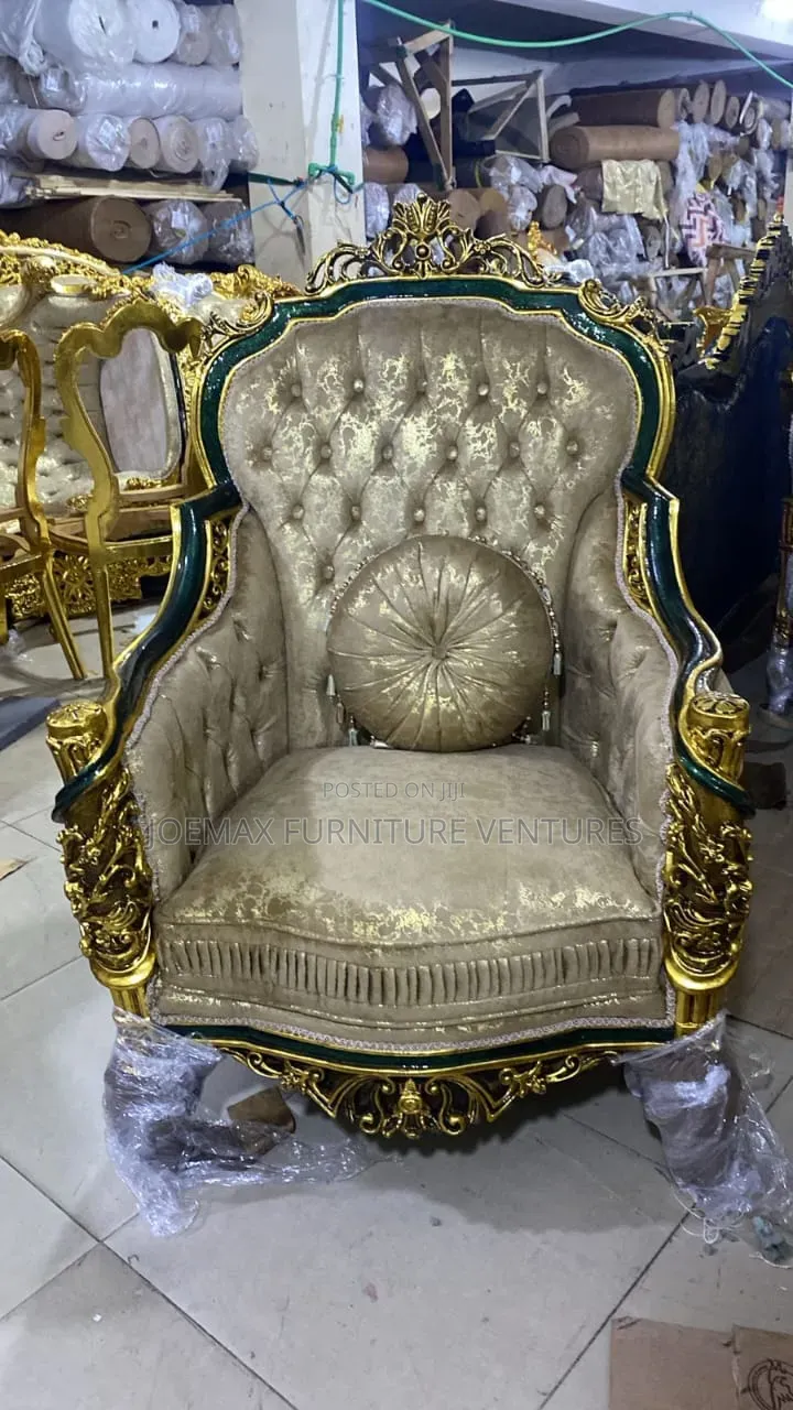 Quality 8 Seater Living Room Fabric Made Royal Sofa Chair.