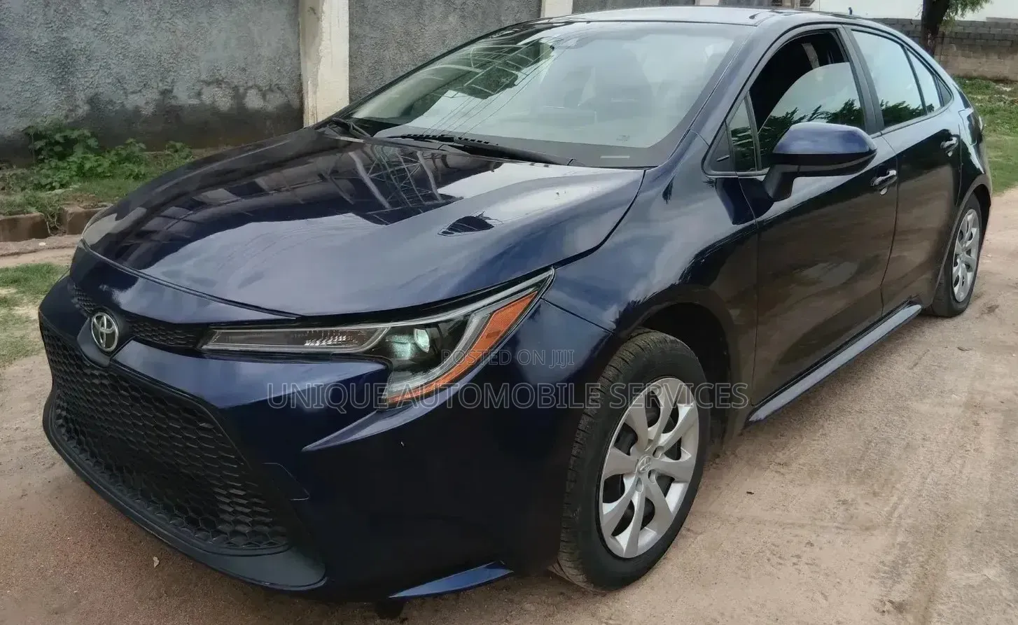 Toyota Corolla LE 2021 Blue