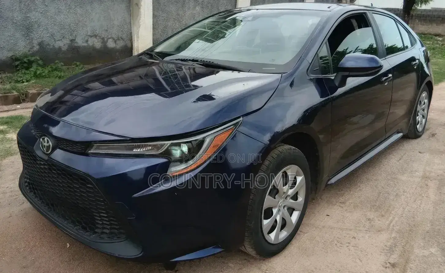 Toyota Corolla XSE 2021 Blue