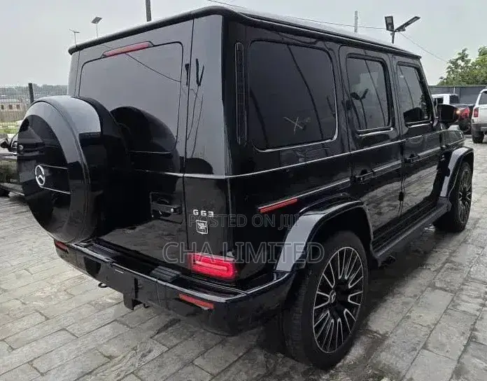 New Mercedes-Benz G-Class G63 AMG Brabus G700 2025 Matt Black