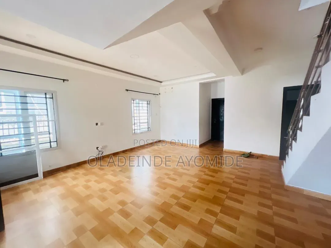 4bdrm Duplex in Sangotedo for rent