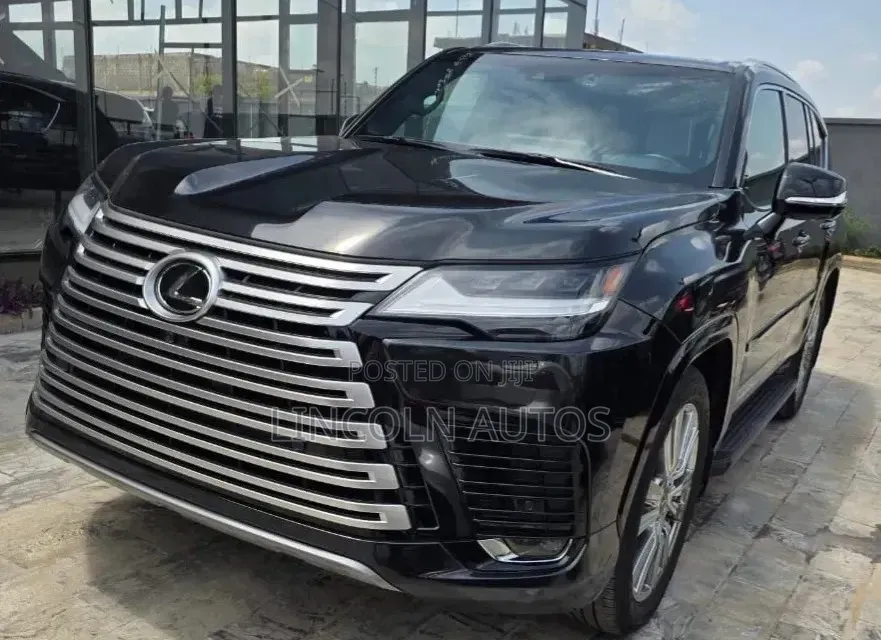 Lexus LX 600 2023 Matt Black