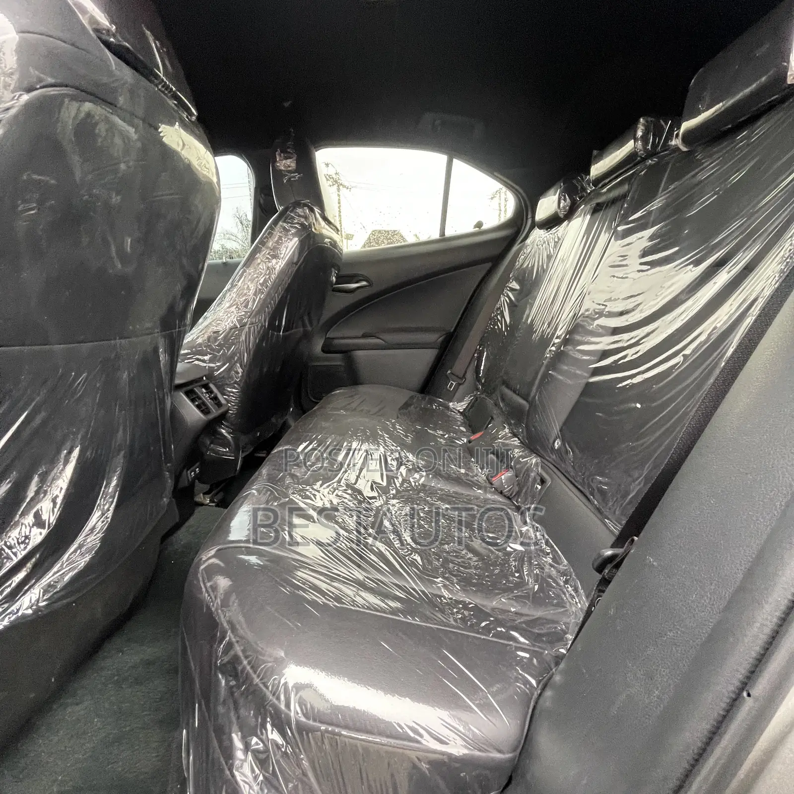 Lexus UX 200 2021 Silver