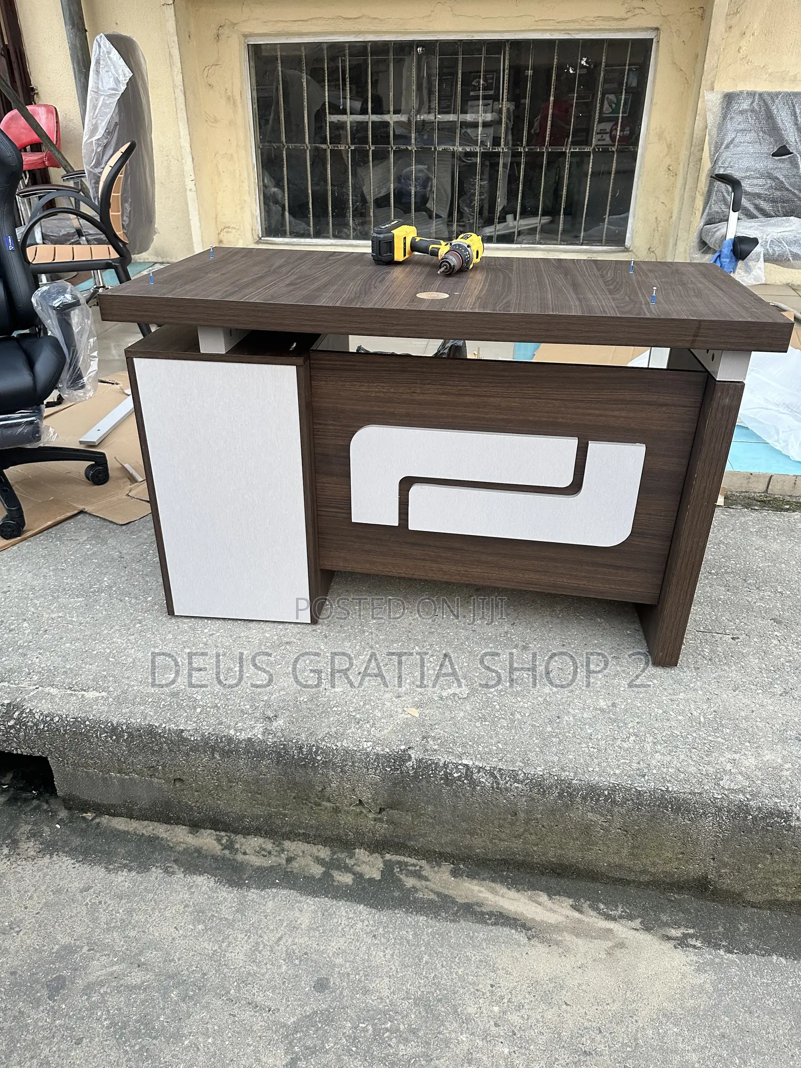 Office Table /Office Desk