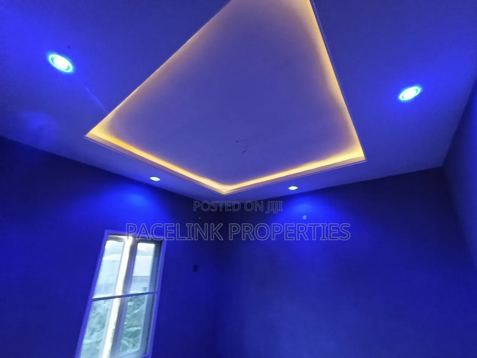 Mini Flat in Ayobo for rent