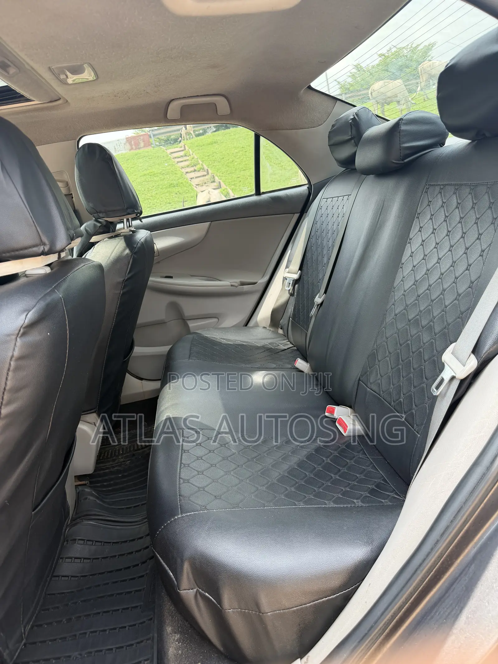 Toyota Corolla LE 4dr Sedan (1.8L 4cyl 4A) 2013 Gray