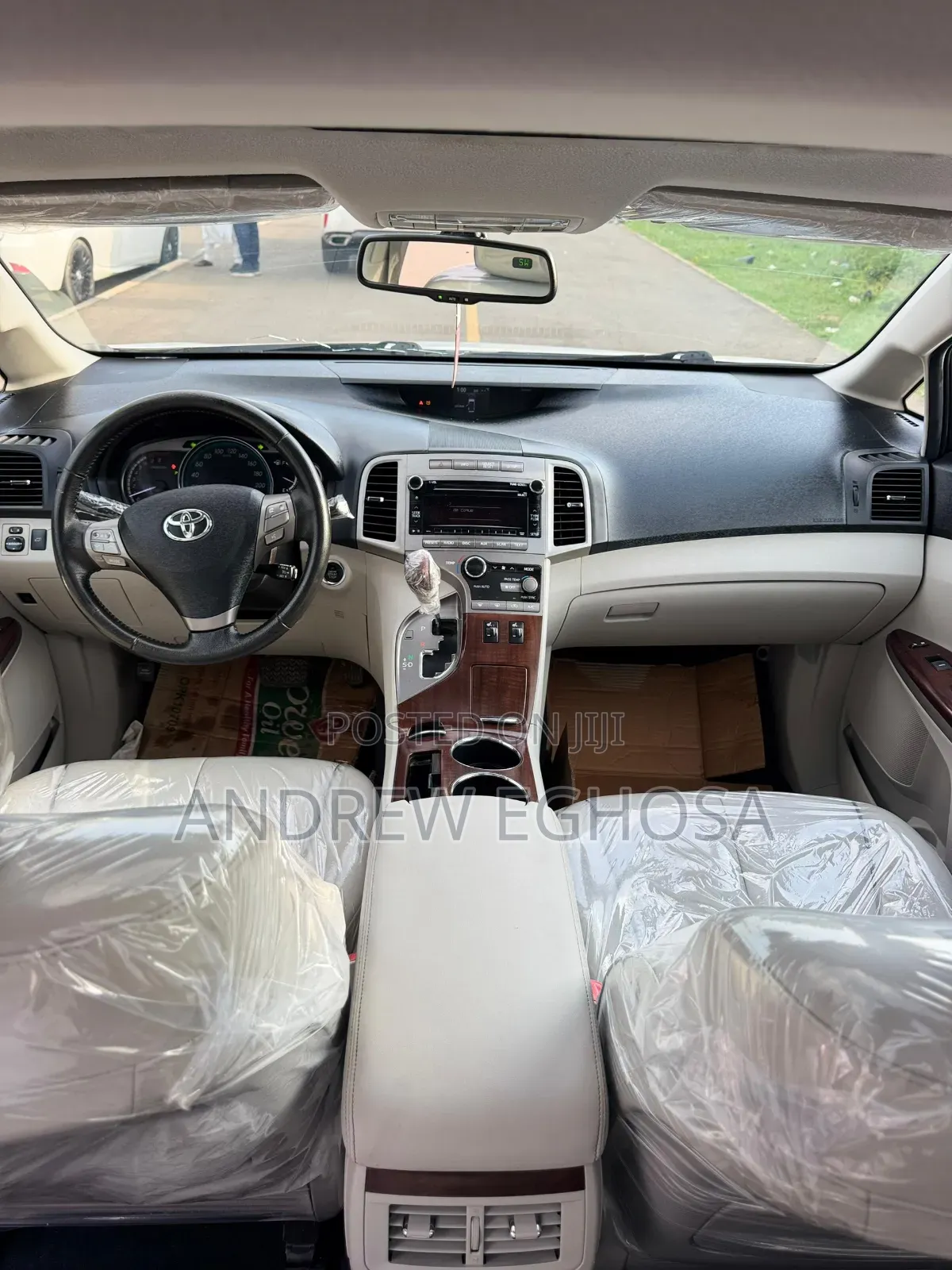 Toyota Venza 2011 White