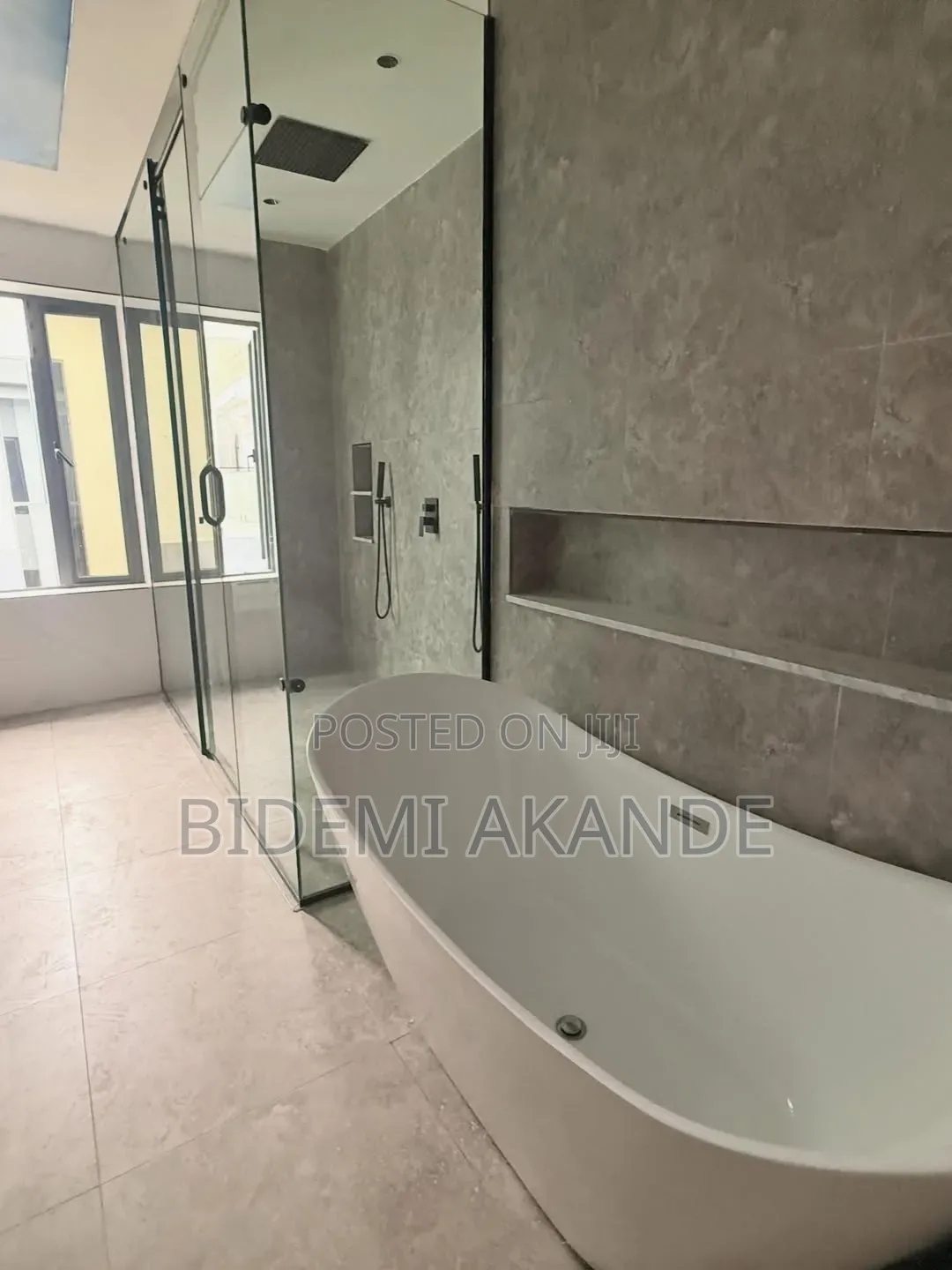 4bdrm House in Utako for sale