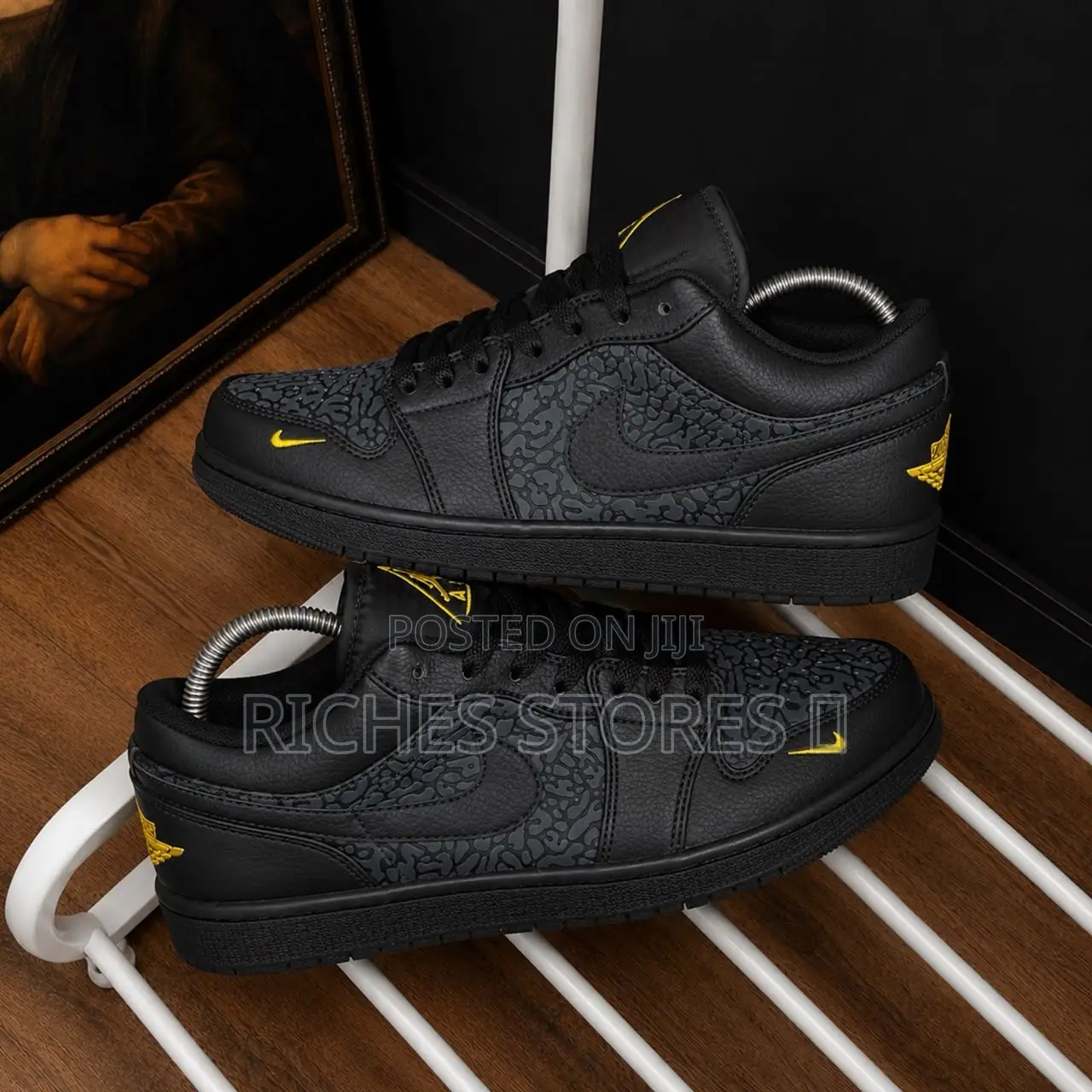 Air Jordan 1 Low Black Se Elephant
