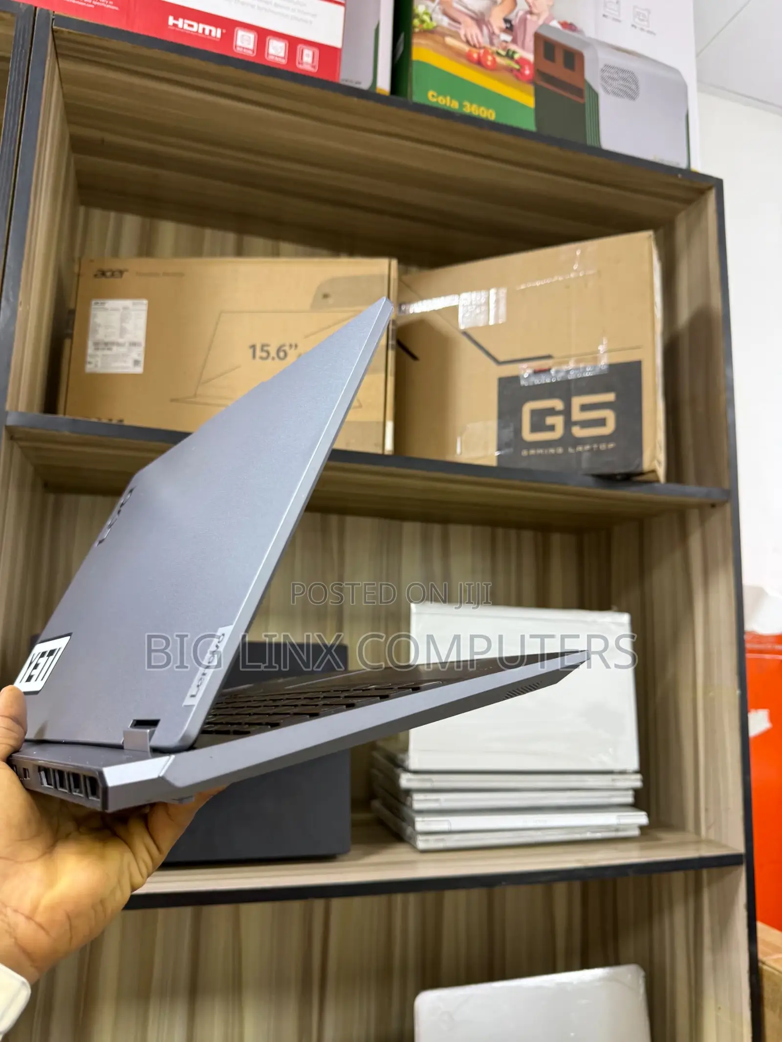 Laptop Lenovo LOQ 15ARP9 16GB AMD Ryzen 7 SSD 512GB